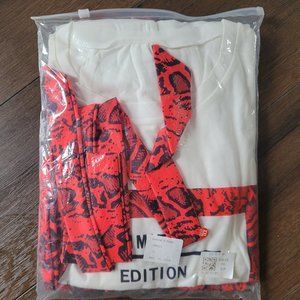 Red snake print limited edition 2pc set.